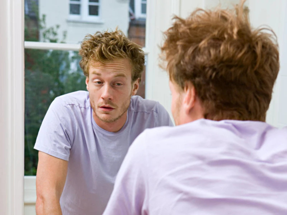 Müdes Aussehen trotz ausreichend Schlaf