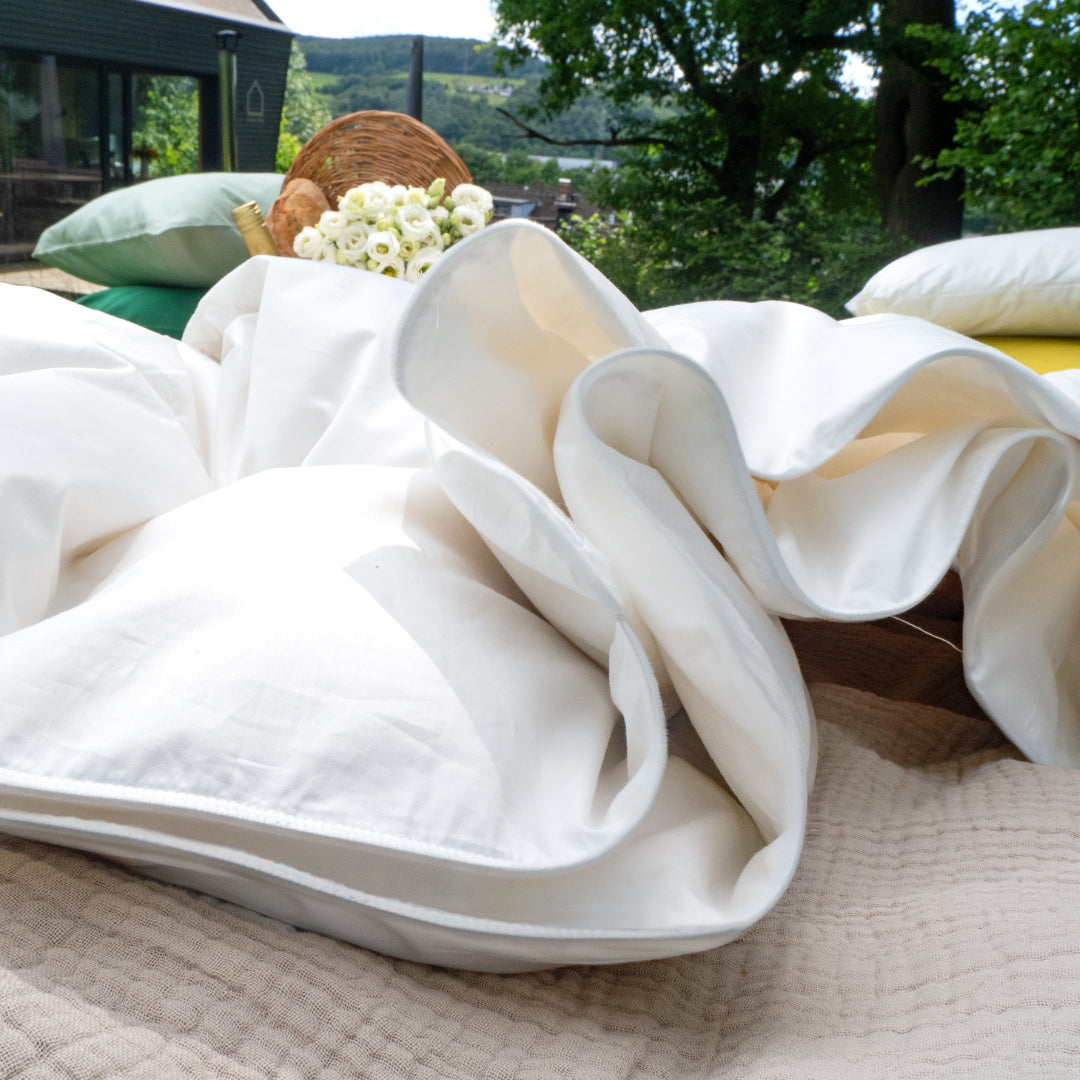 Seitenansicht der dünnen Paradies Gabi 90 Sommerdecke